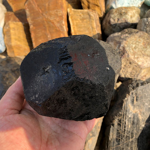 <span class=keywords><strong>Tormalina</strong></span> <span class=keywords><strong>Nera</strong></span> Naturale Grezza Pietra Grezza di <span class=keywords><strong>Tormalina</strong></span> <span class=keywords><strong>Nera</strong></span> <span class=keywords><strong>Tormalina</strong></span> <span class=keywords><strong>Nera</strong></span> Grezza - Product Image 6