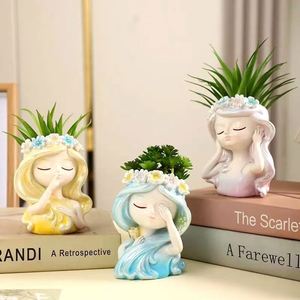 Pot de fleurs élégant en résine en forme de fille avec plantes succulentes, parfait pour les collectionneurs d'art et comme cadeau de mariage - Product Image 3