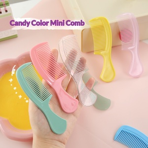 Peigne <span class=keywords><strong>de</strong></span> salon simple et mini Q3, portable, mignon, élégant, en plastique lisse, pour usage domestique, vente en gros - Product Image 3