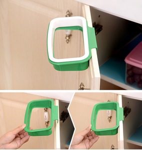 High Quality Portable Hanging Trash <strong>Bin</strong>, Space Saving Plastic Garbage Bag Storage <strong>Rack</strong> - Product Image 4