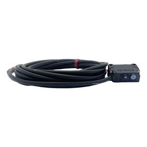 เซ็นเซอร์โฟโตอิเล็กทริคแบบสะท้อนแสงทรงสี่เหลี่ยม KEYENCE PZ-G102P ชนิดสายเคเบิล  PNP Output ระยะตรวจจับ 5-45 มม. มีสินค้าในสต็อก - Product Image 3