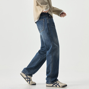 <span class=keywords><strong>Jeans</strong></span> da <span class=keywords><strong>Uomo</strong></span> in Denim Blu Elasticizzato Felpato Nuovi Autunno/Inverno 2026, Vestibilità Leggermente Ampia, Gamba Dritta, Stile Semplice e Basico - Product Image 4