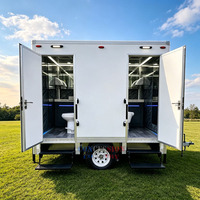 Remorque toilettes 2 postes 2,8 m/9 pi avec éclairage LED, toilettes portables de luxe pour parcs et événements extérieurs