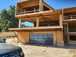 Portes <span class=keywords><strong>de</strong></span> <span class=keywords><strong>garage</strong></span> sectionnelles électriques automatiques d'extérieur au design moderne, stores pare-soleil, fenêtres à persiennes et portes <span class=keywords><strong>de</strong></span> <span class=keywords><strong>garage</strong></span> vitrées - Product Image 3