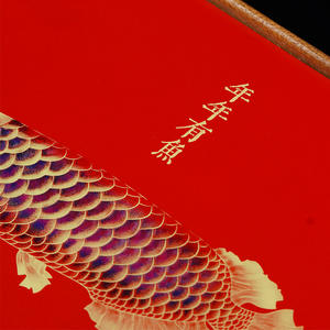 Art de bureau intemporel minimaliste en bois massif avec panneau en laiton Arowana, souvenir haut de gamme et cadeau direct d'usine - Product Image 4