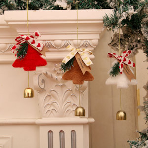 Christmas decorations, <b>small</b> <b>bells</b>, bows, felt Christmas trees, car door hangings, wind chimes, and other decorative items. - Product Image 2