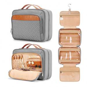 Sac de toilette élégant à suspendre pour femmes, organiseur de maquillage et de bijoux de voyage avec 3 compartiments spacieux - Product Image 5