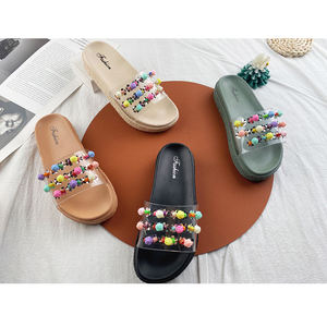 Женские летние шлепанцы ручной работы с бисером - Product Image 4