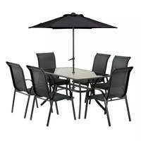 Ensemble de meubles de jardin avec table en verre trempé ondulé, chaises empilables et trou pour parasol