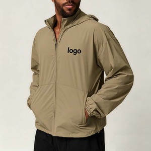 <span class=keywords><strong>Veste</strong></span> imperméable personnalisée en gros, unisexe, à une seule couche, pour les sports de plein air, coupe-vent, respirante, pour la randonnée - Product Image 1
