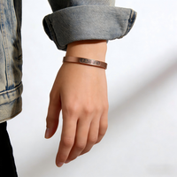 Bracelets et bagues en cuivre gravés avec un motif biomagnétique de Jésus, bijoux magnétiques pour la santé, accessoire de mode pour une bonne santé, vente en gros