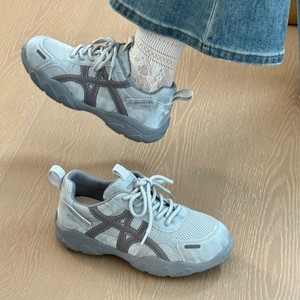 German-style Women's <strong>Hidden</strong>-<strong>Heel</strong> Lace-Up Breathable Rubber Outsole Thick-Soled Autumn Retro All-Match <strong>Sports</strong> Casual <strong>Shoes</strong> - Product Image 4