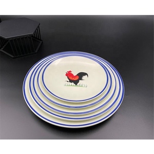 Set d'assiettes et plats alimentaires en mélamine, avec coq imprimé, 9 pièces, en Stock - Product Image 2
