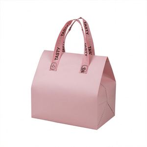 <b>Custom</b> Logo Recyclable Disposable Thermal Insulated Non Woven Cake Dessert Cooler Bag for Chocolate and Restaurant Takeout - Product Image 1