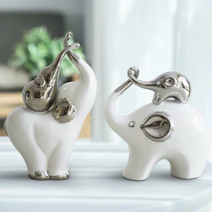 Éléphant, décoration moderne pour <span class=keywords><strong>chambre</strong></span> d'hôtel, cadeau de mariage <span class=keywords><strong>pas</strong></span> cher en gros, couleur argentée blanche, famille chaleureuse - Product Image 2
