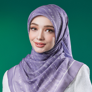 Tudung Bawal Écharpe imprimée en voile de coton de qualité supérieure Hijab à impression numérique florale avec service personnalisé Motif de lettre Bawal carré - Product Image 1