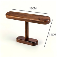 Stands pajangan jam tangan QingChuan ramah lingkungan dari kayu walnut, untuk gelang, perhiasan, dan perlengkapan toko ritel.