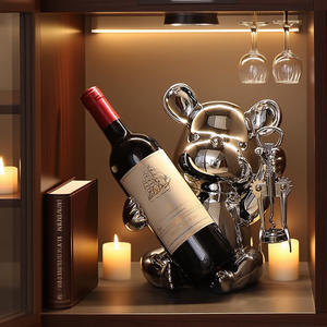 Orso di violenza in metallo rosso moderno in acciaio inossidabile portabottiglie in acciaio inox ornamenti decorazione per la casa - Product Image 2