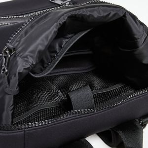 Mochila Pañalera Portátil Impermeable de Neopreno Personalizada para Bebés con Cambiador de Viaje, Correas para Cochecito y Cierre Multifunción - Product Image 3