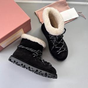 Botas de nieve de cuero de lujo para mujer MIUS, impermeables y antideslizantes, con plataforma para el invierno - Product Image 4