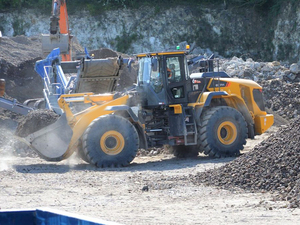 Vente Flash Chargeuse sur pneus <span class=keywords><strong>Liugong</strong></span> <span class=keywords><strong>877H</strong></span> 7 tonnes avec godet de 3 m³ pour la construction - Product Image 2