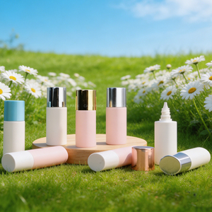 Flacons de crème <span class=keywords><strong>solaire</strong></span> pour le <span class=keywords><strong>visage</strong></span> et le corps de 30 ml, marque CAIYA, rose, blanc, PP, or rose, forme ovale, emballage vide, bouchon à vis, modèle - Product Image 3