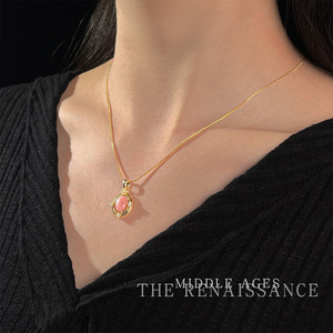 Butterfly Pendant Necklace Vintage Medieval Red Gold-Plated Stainless Steel Diamond Link Chain High-End <strong>Gift</strong> Women - Product Image 3