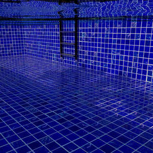 Usine prix <span class=keywords><strong>de</strong></span> gros arc-en-ciel cristal verre mosaïque fond mur <span class=keywords><strong>salle</strong></span> <span class=keywords><strong>de</strong></span> <span class=keywords><strong>bain</strong></span> cuisine Villa hôtel piscine mosaïque <span class=keywords><strong>carrelage</strong></span> - Product Image 2