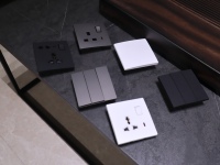 Nuevo Interruptor y Enchufe Eléctrico con Diseño Curvo y Sensación de Piel, Panel de PC, Enchufe de 13A para Hogar y Hotel