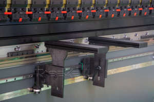 WE67K 135T3200 4+1 Axis Sheet <strong>Bending</strong> <strong>Machine</strong> <strong>Manual</strong> Adapter <strong>Bending</strong> <strong>Machine</strong> for Dies With Steel Ruler - Product Image 5