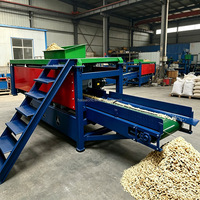 Machine à copeaux de bois à moteur diesel pour utilisation extérieure, sans alimentation électrique, idéale pour la litière animale des fermes rurales et le traitement des bûches