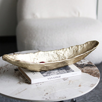 Plateaux en résine dorée faits à la main de qualité commerciale en forme de bateau pour la décoration de fruits à la maison et au bureau – Vente en gros