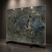 Grande dalle de granit bleu Lémurien naturel poli pour îlot de cuisine de luxe, comptoir, mur d'accentuation, revêtement mural, sol