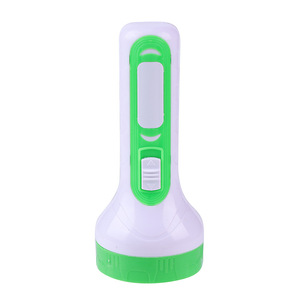 ไฟฉาย LED แบตเตอรี่แห้ง พลาสติก พกพาสะดวก แสงสีขาว ใช้แบตเตอรี่ขนาด AAA - Product Image 1