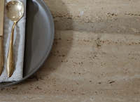 Table à manger rectangulaire de grande taille en marbre beige travertin, design italien, pour salle à manger royale