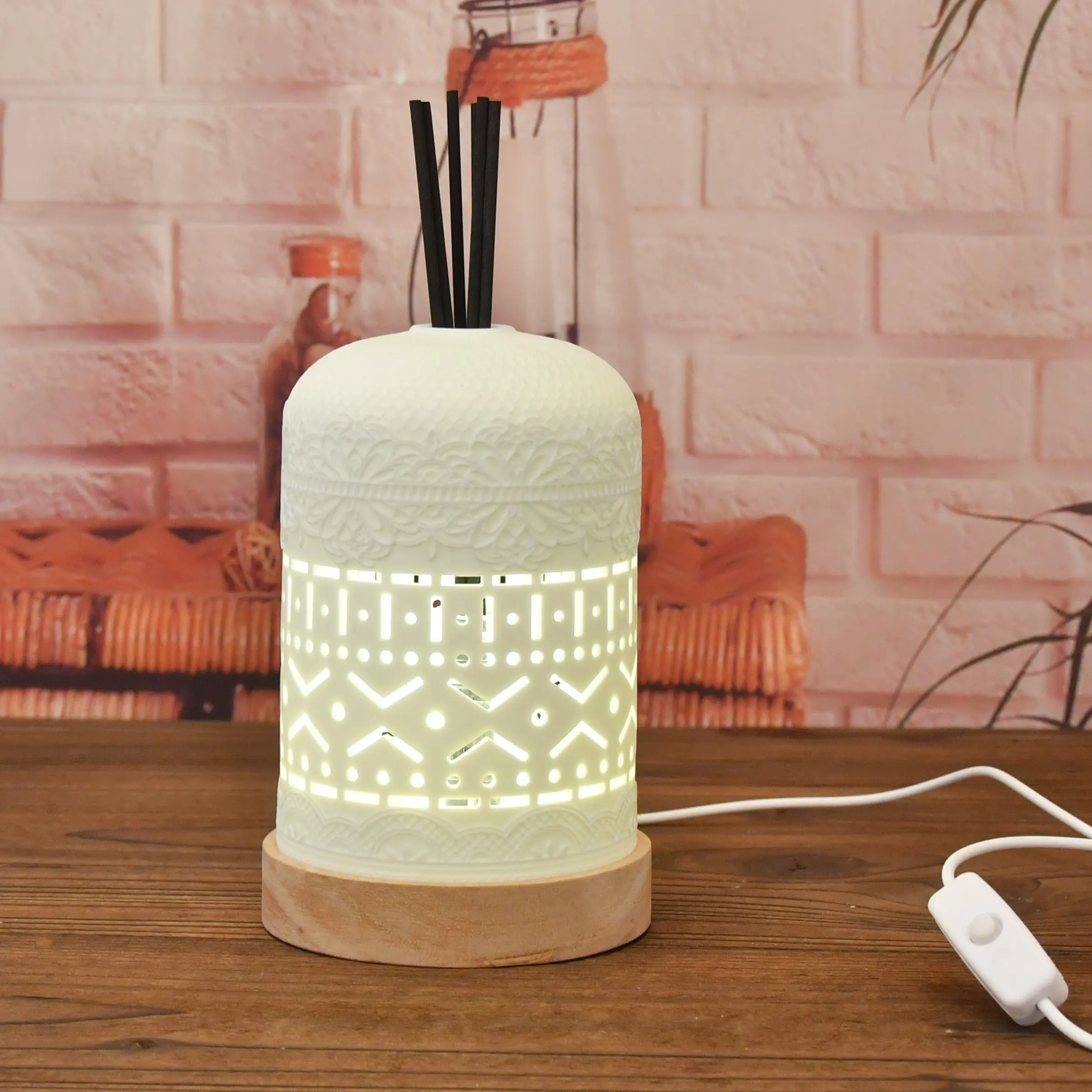 Keramische Afdekking Geur Keramische Aroma Diffuser Fles Elektrische Usb Led Etherische Olie Aroma Diffuser