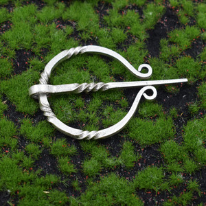 Collezione di spilla in stile vyking retrò con Fibula annodata - Product Image 2