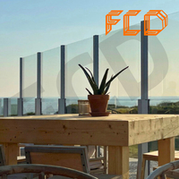 Brise-vent rétractable en verre trempé sans cadre sur mesure, balustrade en verre durable pour balcon de villa et terrasse commerciale