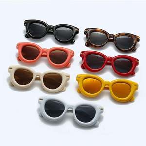 Vente en gros de lunettes de soleil rondes à monture large pour hommes et femmes, mode 2025, UV400, style Y2k, lunettes de soleil œil de chat pour femmes - Product Image 6