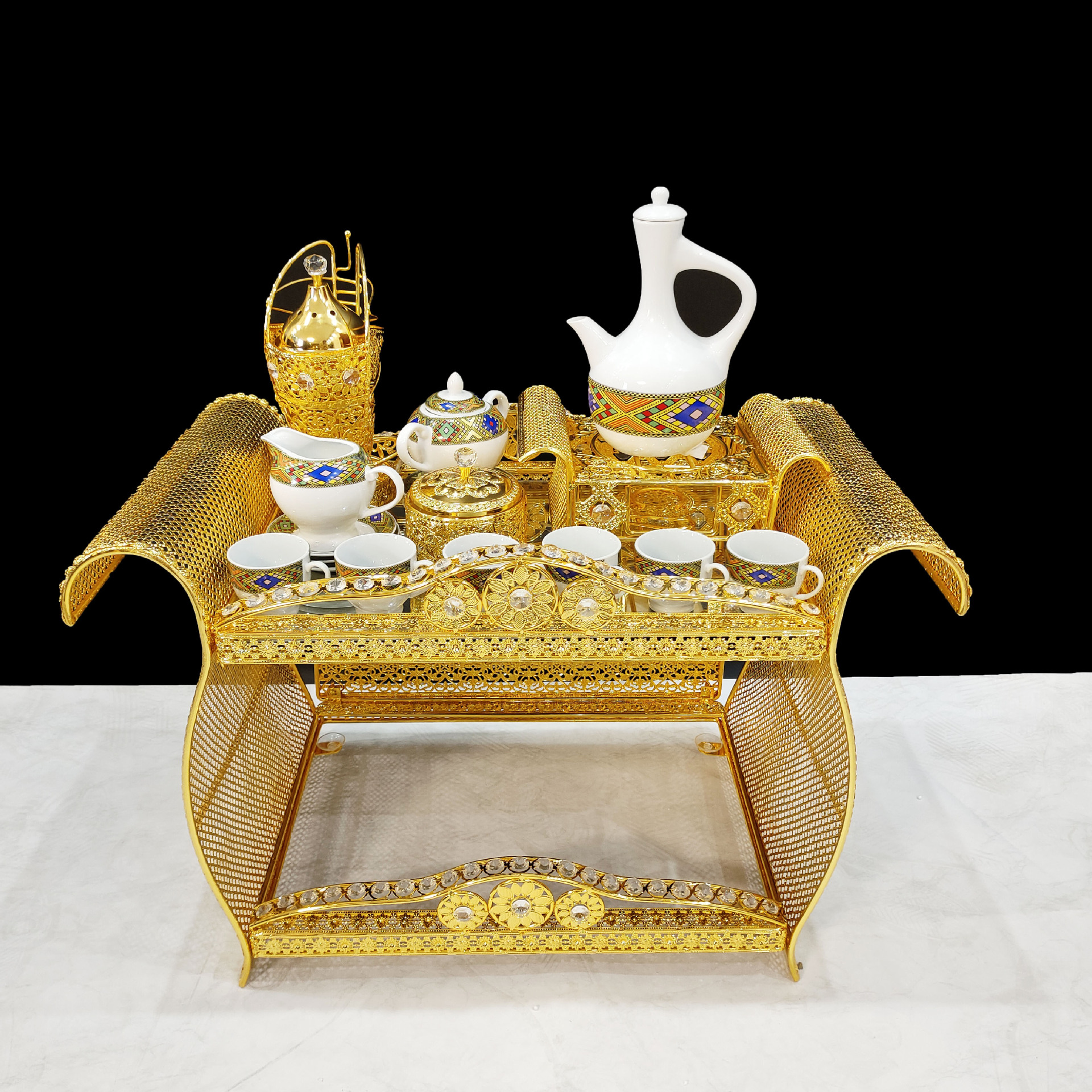 Table basse rectangulaire avec plateau en céramique