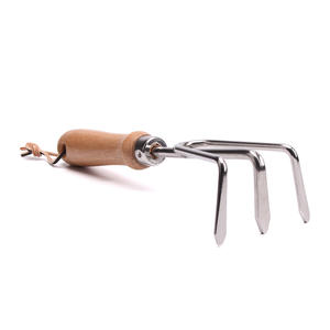 เครื่องมือคราดมือสวนแบบดั้งเดิมที่มีด้ามจับไม้เถ้าตามหลักสรีรศาสตร์สำหรับการคลาย<span class=keywords><strong>ดิน</strong></span> - Product Image 3