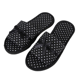 Zapatillas clásicas <span class=keywords><strong>de</strong></span> <span class=keywords><strong>casa</strong></span> para mujer, <span class=keywords><strong>zapatos</strong></span> <span class=keywords><strong>de</strong></span> invierno para interiores, venta directa <span class=keywords><strong>de</strong></span> fábrica - Product Image 1