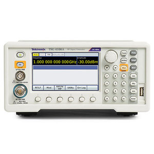 Generador de Señales RF Tektronix TSG4106A, Salida Vectorial de CC de 40 GHz - Product Image 2