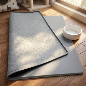 Tapis d'alimentation pour animaux de compagnie en silicone antiadhésif à séchage rapide, de luxe, moderne, portable, pour chiens et chats, imperméable, antidérapant, doux pour le sol - Product Image 4
