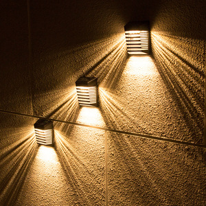 Lampe murale solaire YH0614, lumière LED extérieure étanche pour jardin, cour, clôture, éclairage paysager - Product Image 2