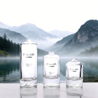 Flacon de parfum en verre rechargeable avec pulvérisateur à pompe sérigraphié, brume fine pour les voyages, huiles essentielles (30ml/50ml/100ml)