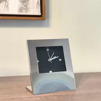 Jam Meja Retro Quartz Grosir Dekorasi Logam untuk Dekorasi Rumah