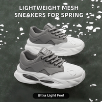 Chaussures de sport décontractées pour hommes, légères et respirantes, en mesh PVC avec lacets et logo personnalisé, style chunky.