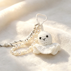 Llavero de ganchillo hecho a mano con diseño de fantasma, bonito muñeco de algodón tejido, amuleto para bolso, correa estética de perlas, colgante para mochila, regalo - Product Image 4