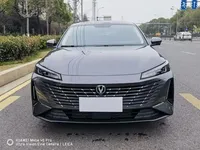 Voiture d'occasion Changan UNI-V 2024 berline à prix abordable avec moteur turbo, sièges en tissu, conduite à gauche - Exportation chinoise